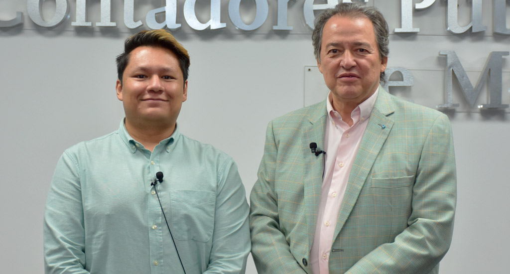 colegiocpmexico's tweet image. En el FONESS, Marco Gómez (#Conasami) y Fernando Yllanes (#CONSAR) ofrecieron a los asistentes una visión completa sobre la situación del #SalarioMínimo en México. Ambos coinciden en la importancia del diálogo social para lograr un crecimiento económico equilibrado.
