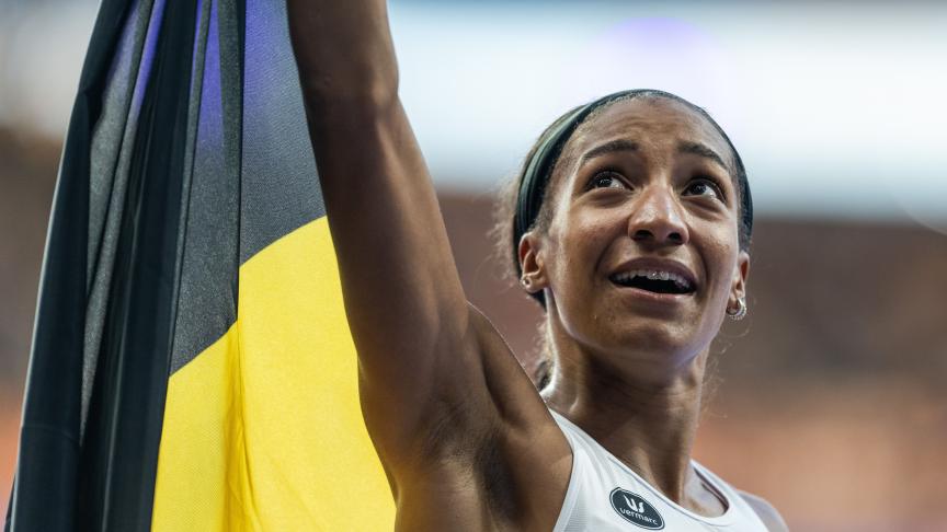 Le Soir (@lesoir) on Twitter photo Nafi Thiam en or sur l’heptathlon : notre grande dame de Paris lesoir.be/615370/article…
Par <a href="/philippevw/">Philippe Vande Weyer</a> Nafi Thiam en or sur l’heptathlon : notre grande dame de Paris lesoir.be/615370/article…
Par <a href="/philippevw/">Philippe Vande Weyer</a>