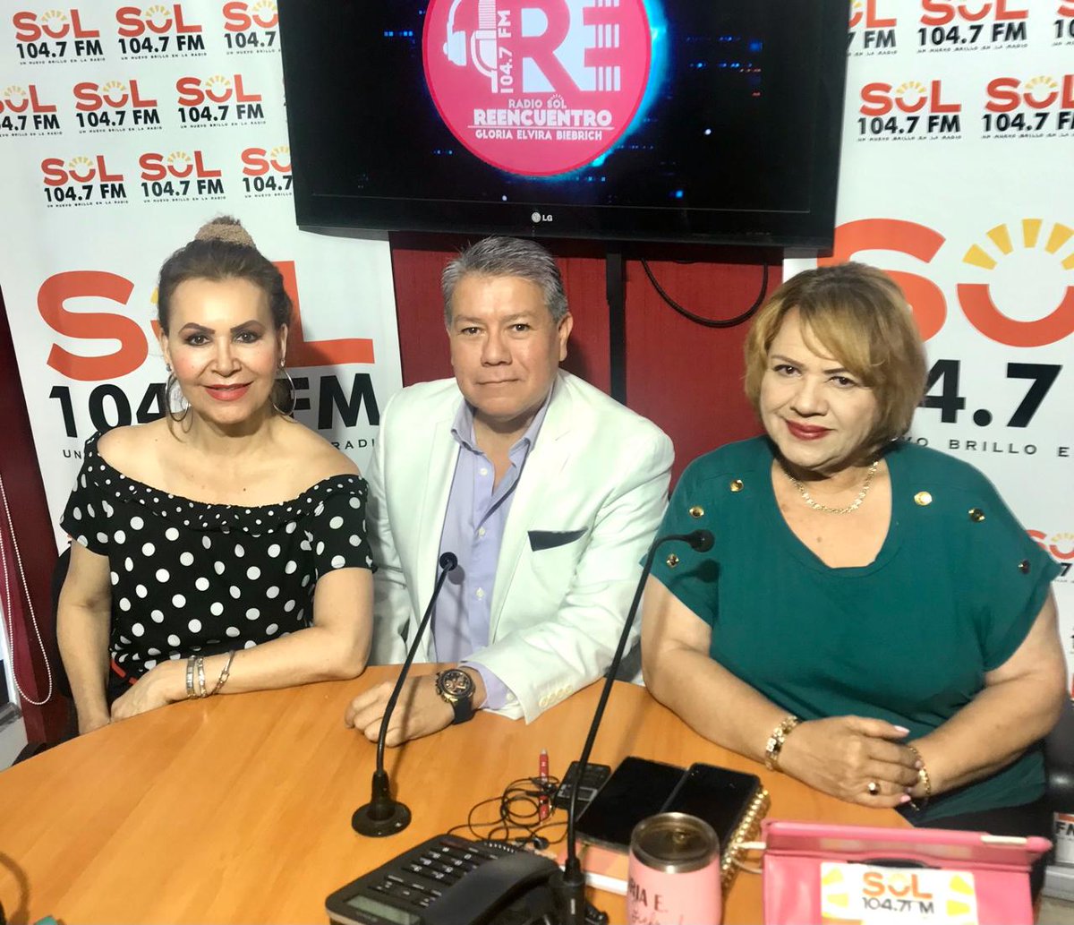 felixfelixvic's tweet photo. En #RadioSol con #GloriaElviraBiebrich analizamos los cuatro mensajes del 𝗟𝘂𝗻𝗲𝘀 𝗡𝗲𝗴𝗿𝗼 Financiero para 🇲🇽:

💹Valores financieros sobrevalorados 
💸Precio Dólar
📉 Baja del Crecimiento del PIB
💰Inflación mayor, fuera de rango

Gracias por sus amabilidades... https://t.co/dcai49pu93