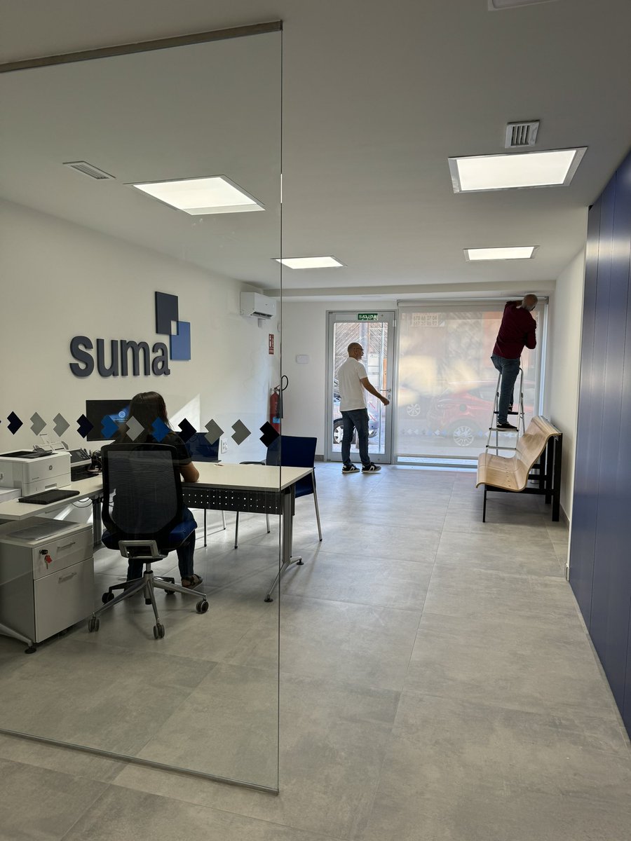 📍Ultimamos los detalles de la nueva oficina de <a href="/SumaAlicante/">Suma Gestión Tributaria</a> de la <a href="/dipuAlicante/">Diputación de Alicante</a>. Junto al <a href="/MutxamelA/">Ajuntament de Mutxamel</a> trabajamos por ofrecer más y mejores servicios a la ciudadanía. Siempre  #sumamascercadeti 🙌