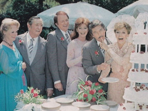 trisha_g223's tweet photo. 🌹 #FlashbackFriday 🌹

Daytime Royalty 

And beautiful #Days legends.. 

We will never have it this good again..🫶💞

#TomandAlice #MickeyandMaggie #DougandJulie #DaysofourLives ⏳️ https://t.co/ZkiqXYVwoL