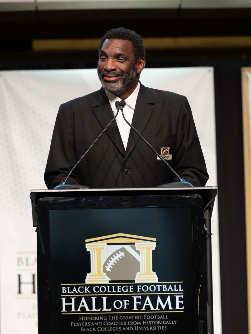 Happy birthday to <a href="/BCFHOF/">BlackCollegeFootball</a> Co-Founder and 2011 Inductee, Doug Williams! 

Williams was QB at <a href="/GSUFootball01/">Grambling State Football 🐯</a> with a 36-7 record. He was drafted to the <a href="/NFL/">NFL</a> in the 1978 Draft. In 1988, he led the <a href="/Commanders/">Washington Commanders</a> to a Super Bowl XXII win and became the game's MVP.