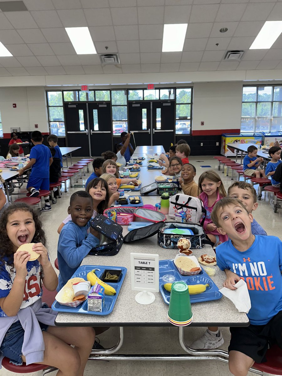 Chloe Ann tweet media