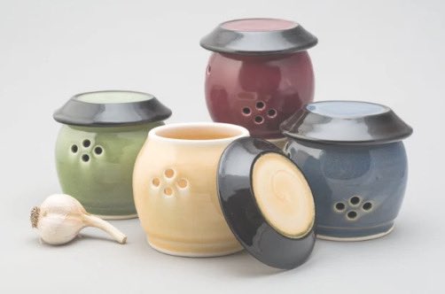 MICAONTARIO's tweet photo. We have some exciting news to share with you! #ArtInStrathconaPark is returning on Saturday August 10th for our in-person, outdoor art festival and we are thrilled to announce Jane Snider Pottery (Jane Snider) https://t.co/J3Xqj9NuE5 will be attending our event! https://t.co/Vx7zPUCJ5q