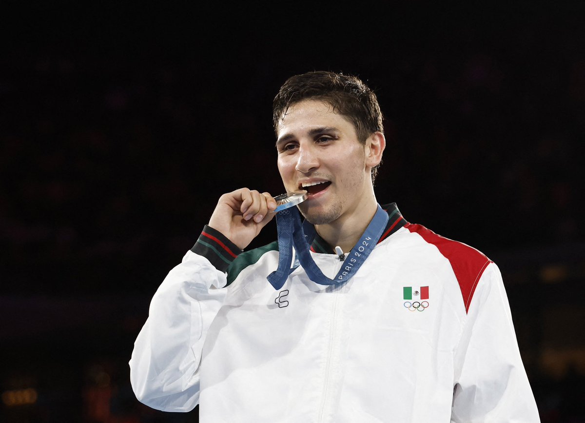 ¿Que medalla fue la que más nos sorprendió en estos #JuegosOlimpicos? 🇲🇽 

🔄 Prisca Awiti 
❤️ Marcó Alonso Verde