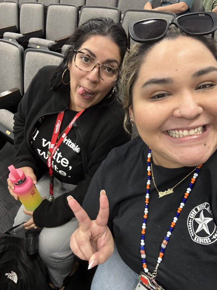 Ms_Lopez tweet media