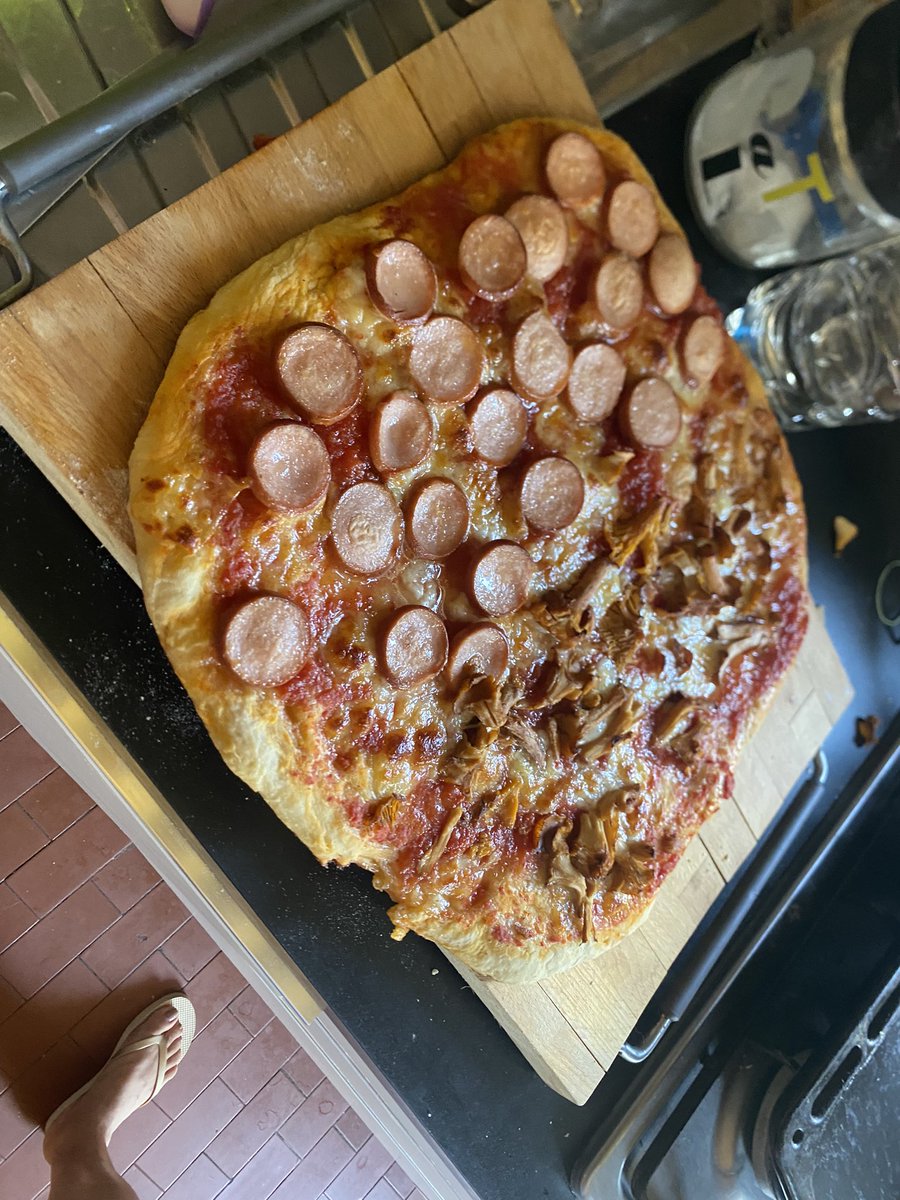 砂漠でBBQ tweet media