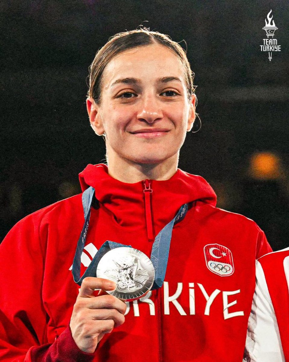 Musa82282171's tweet photo. Tebrikler sana. Buse Naz Çakıroğlu. Sen elinden gelenin en iyisini yaptın ve olimpiyat ikincisi oldun. https://t.co/6MeM8ZIRF9