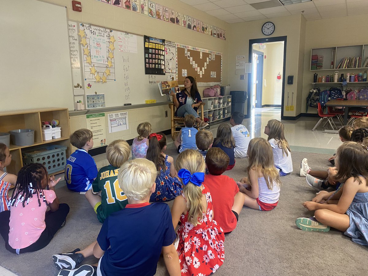 Love a good read aloud 📚 #rnegreatthings