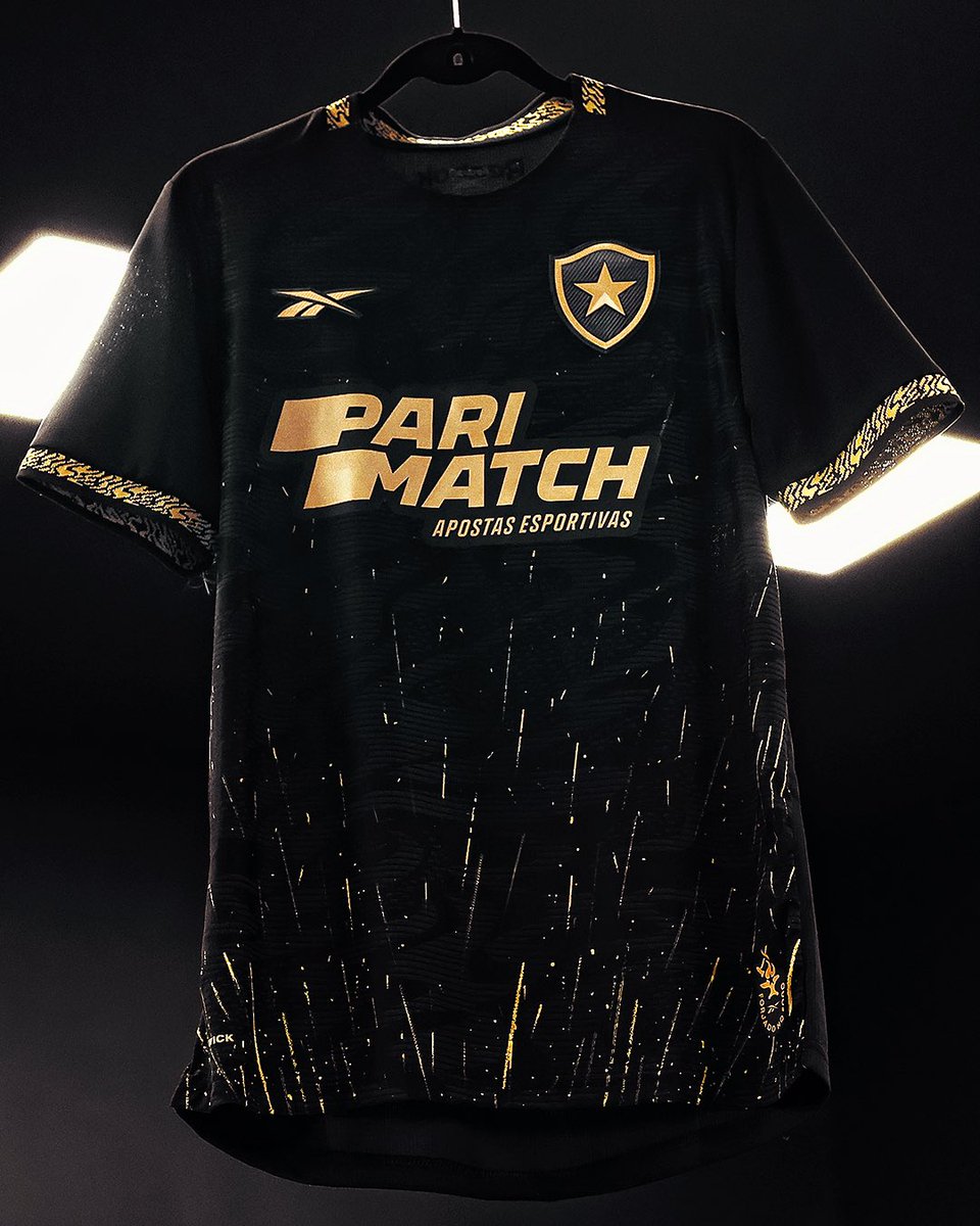 CentralBotafogo's tweet photo. A NOVA CAMISA PRETA DO BOTAFOGO!

Irmão, que negócio de maluco. Linda DEMAIS! Fizeram de novo. 

FORJADOS NO FOGO! 🔥😍 https://t.co/QRFy2H3Mcj