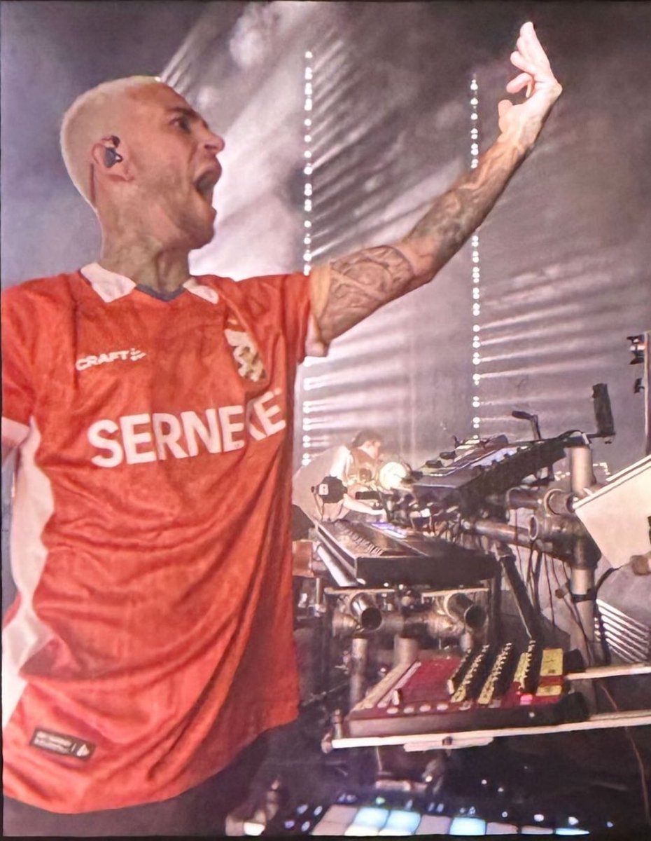 L4TopBoys's tweet photo. #fredagain #ifkgbg https://t.co/mir78xAsY0