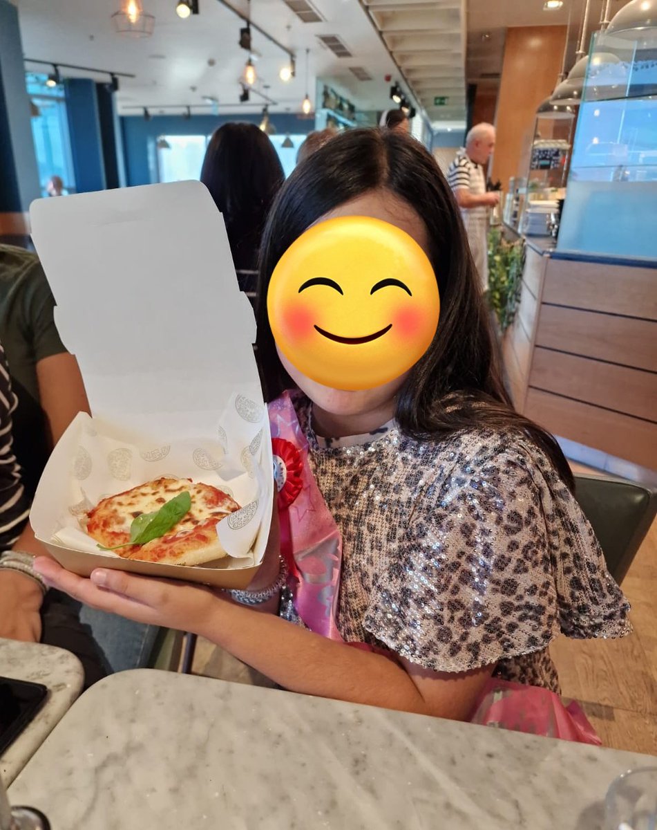 ZarinaCC's tweet photo. @PizzaExpress dined at your Solihull branch for my girl's 10th b'day. Had a lovely time, service excellent. My daughter &amp; son went to stare at the pizza makers who then handed them some dough &amp; toppings, gave my 2 a chance to make pizza. What a treat. They were chuffed. Thank u! https://t.co/EKSZckvIik