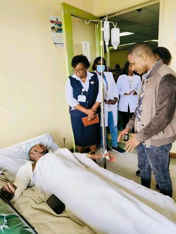 ChrisKhalito's tweet photo. Psalm 41:1 Blessed is he that considereth the poor: the Lord will deliver him in time of trouble.

We honor God by caring for the poor. Jesus took time to comfort the poor.
 By helping others, we extend God’s love.
@HEBabuOwino is a God fearing leader 🙏 https://t.co/pqcXgH7LzW