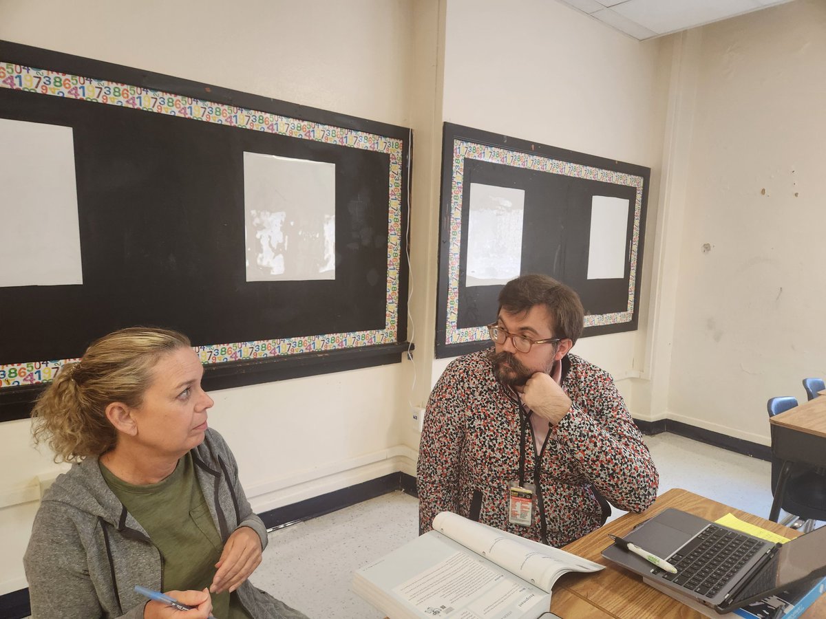 JonesLowanna's tweet image. The 7th grade math teachers are having a great time planning and collaborating with their peers in Area 1. #MathRules #Joy4Math #OneFortWorth @lopez_diane @FWISDPLI @jolynne7 @LuzRuiz10914991 @pedrozaerick @TracyBa81336666