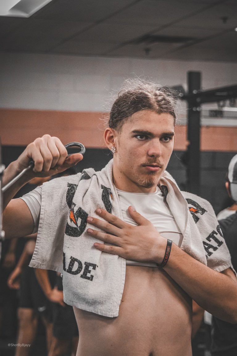 Win the day! #GOARMY 
<a href="/WildcatsSHSFB/">SunnysideFB</a>