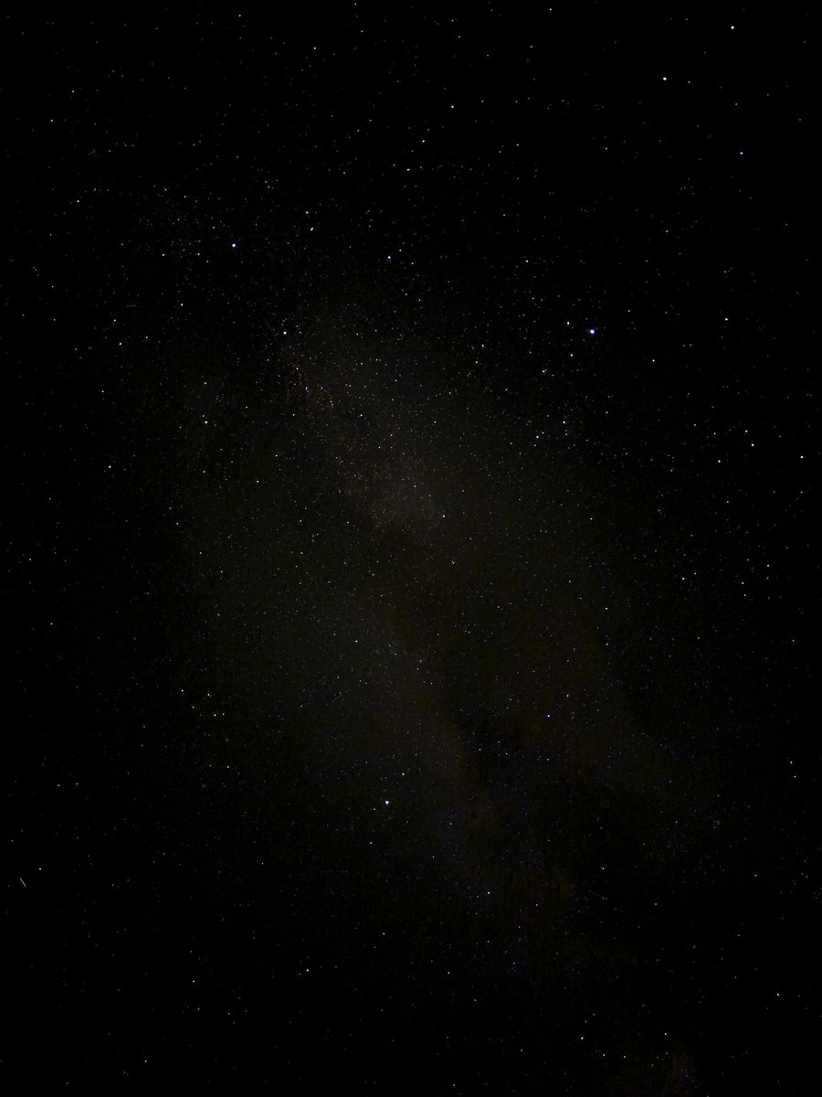 я сфотографировала млечный путь. на айфон. вау.