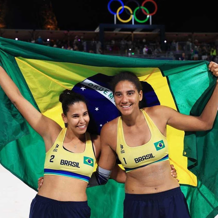 njdmarlon's tweet photo. ANA PATRICIA E DUDA

QUE DUPLA!!

É OURO NO VÔLEI DE PRAIA🥇

🇧🇷🇧🇷🇧🇷🇧🇷🇧🇷🇧🇷🇧🇷🇧🇷🇧🇷🇧🇷🇧🇷🇧🇷🇧🇷 https://t.co/Gwra2l39IB