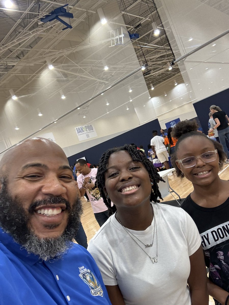 Quioccasin Middle School tweet media