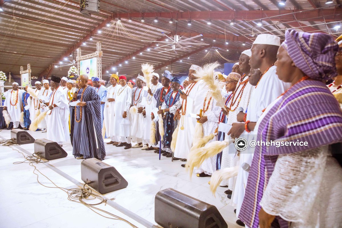rccghq's tweet image. The diverse mix of Royal and Traditional Rulers from across Nigeria, paid homage to the King of kings.
 
Day 5
Holy Ghost Service 
 
#RCCGAnnualConvention2024 
#Heaven