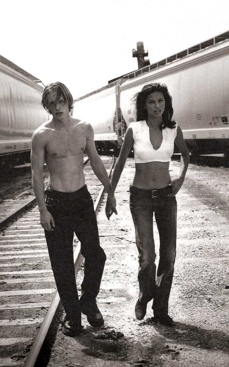 virgoessence's tweet photo. Adriana Lima for Armani Jeans, SS 2001 https://t.co/0aywWBqDIy