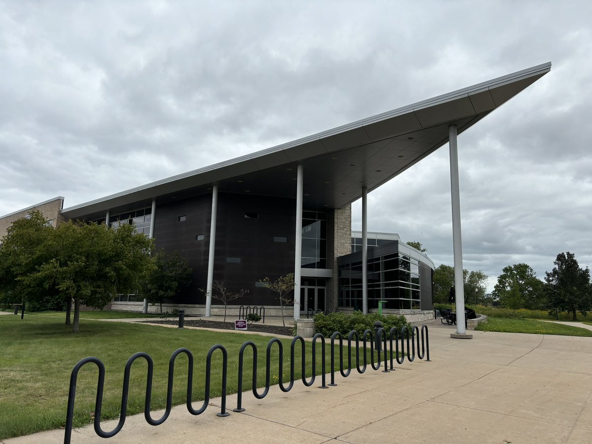 CoachBrown19's tweet image. Today I said goodbye to my home away from home for the last 17 years.  Special thanks to the OGs who believed in the vision and laid down the foundation for the success that followed.  Peace! ✌🏼