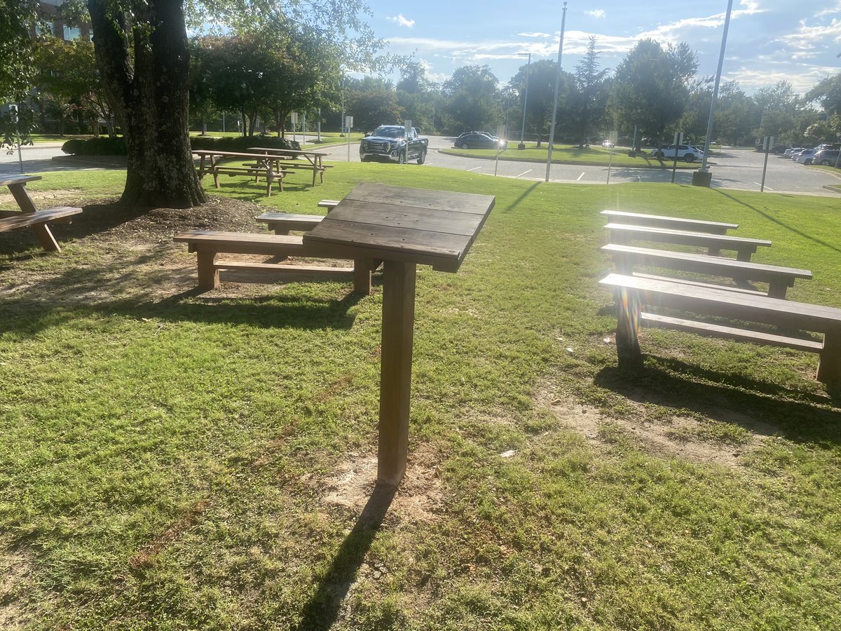 🚨 WHHS Alumni prior to 2006, remember T-Court? 🚨

We’re excited to announce the New WHHS Outdoor Classroom 🌳📚, built on the same spot as the old T-Court! Huge thanks to Nathan Cloer (EastsideHS) for making this possible through his Eagle Scout project.
#LeadingLikeGenerals