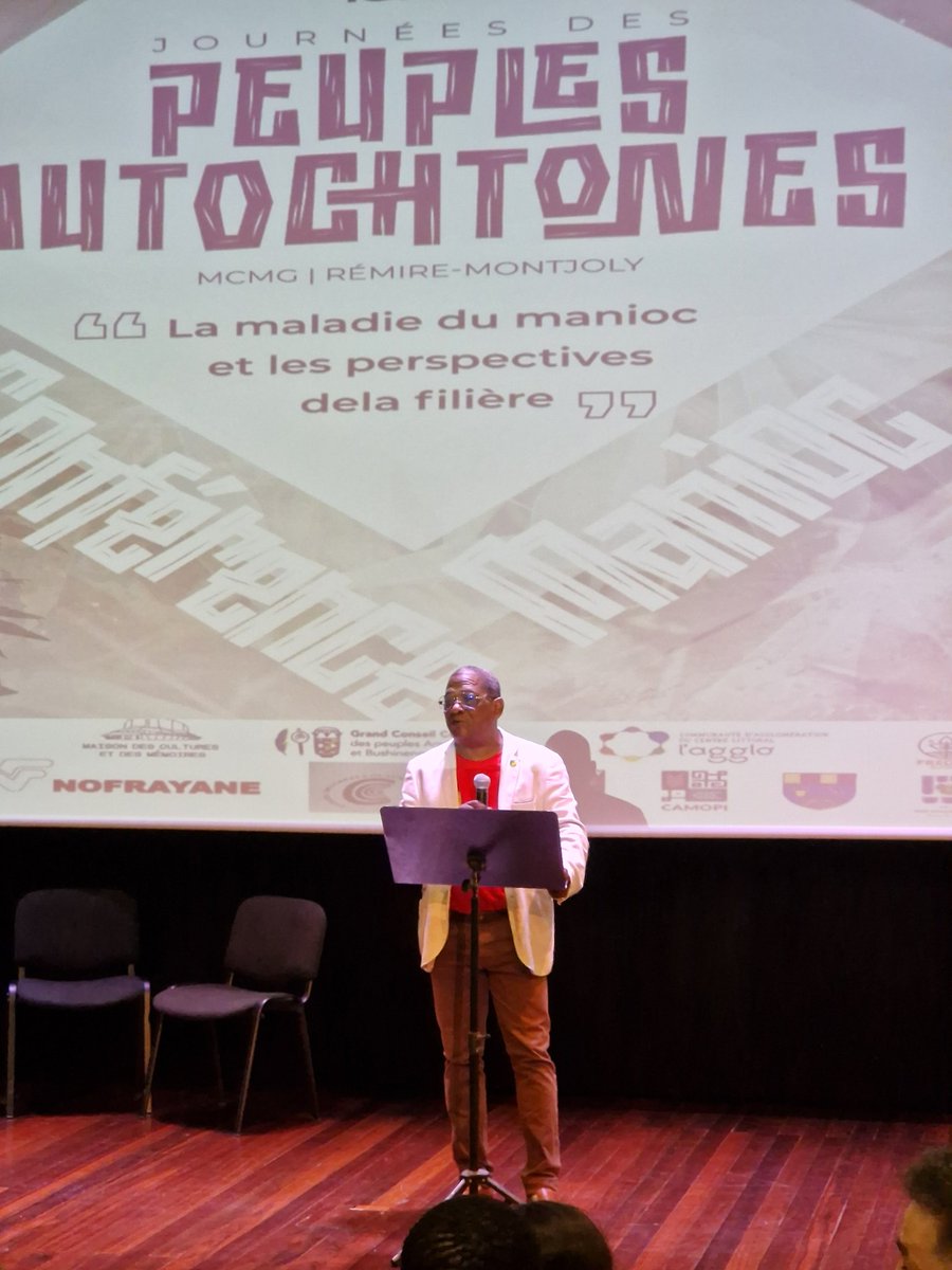 LeMag973's tweet photo. En direct de la MCMG pour la conférence "La maladie du manioc et les perspectives de la filière" dans le cadre des Journées des Peuples Autochtones. L'objectif de cette conférence : la sensibilisation de tous à "cette maladie qui impacte durement le manioc", et un état des lieux https://t.co/YcLVXwVOkN