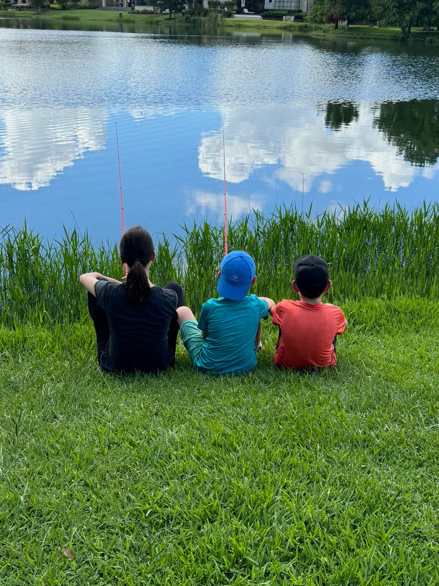 Casting lines, making memories.🎣#houstonoaks