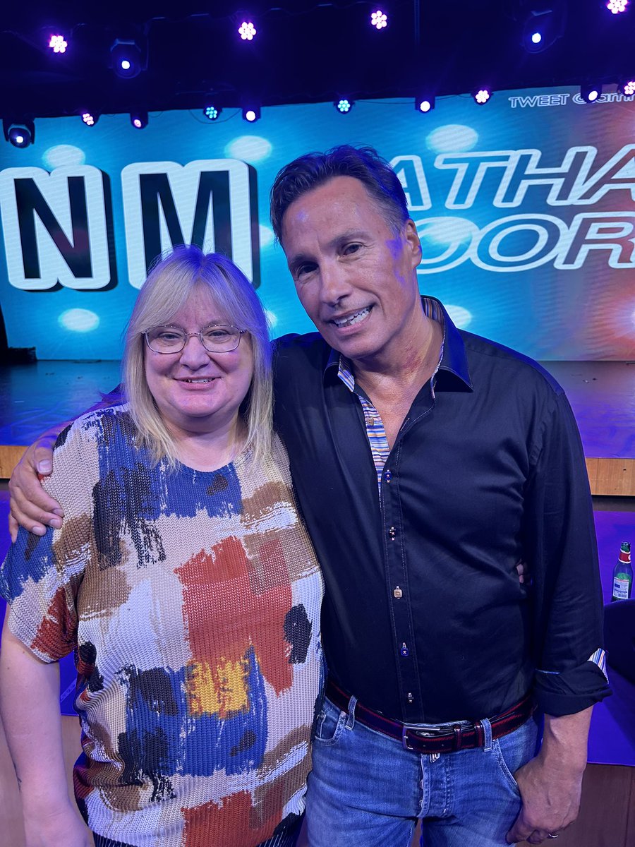 JBERRY1995's tweet photo. @iamNathanMoore Fantastic show at Studley castle tonight x https://t.co/hTHkGAHk29