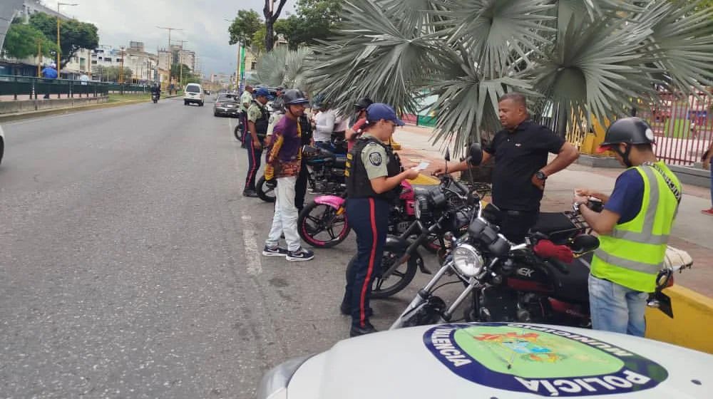 Policía Municipal de Valencia tweet media