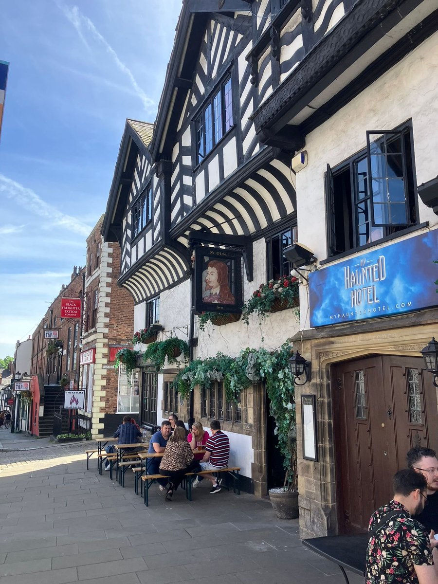 EmGriff80's tweet image. As @danny_robins would say are you Team skeptic or team believer? 
I’ve been to @myhauntedhq so many times but I’m still on the fence… being skeptical is good though right … 
#paranormal #uncanny #teamskeptic #myhauntedhotel #chester #myhauntedproject #ghosts #haunted