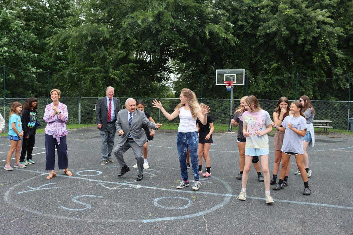 United Way of Rhode Island tweet media