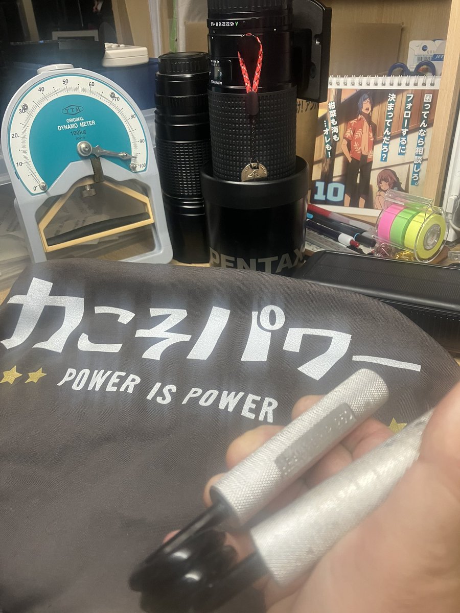 yorozuspeed462's tweet photo. 入院で落ちた筋肉は負荷を掛けられない🫀で戻すには工夫が要ります🤔
足の大きな筋肉は筋トレ自体が出来ない、、、
そこで考えた方法が体重を増やして日常的に🦵負荷をかける方法
発病時100kg→退院時70kg→自重トレ時130kg→現在103kg
足の筋肉は8割位戻っている、、
#力こそパワー いつかまた頂へ🏔️ https://t.co/z39TETmL1a