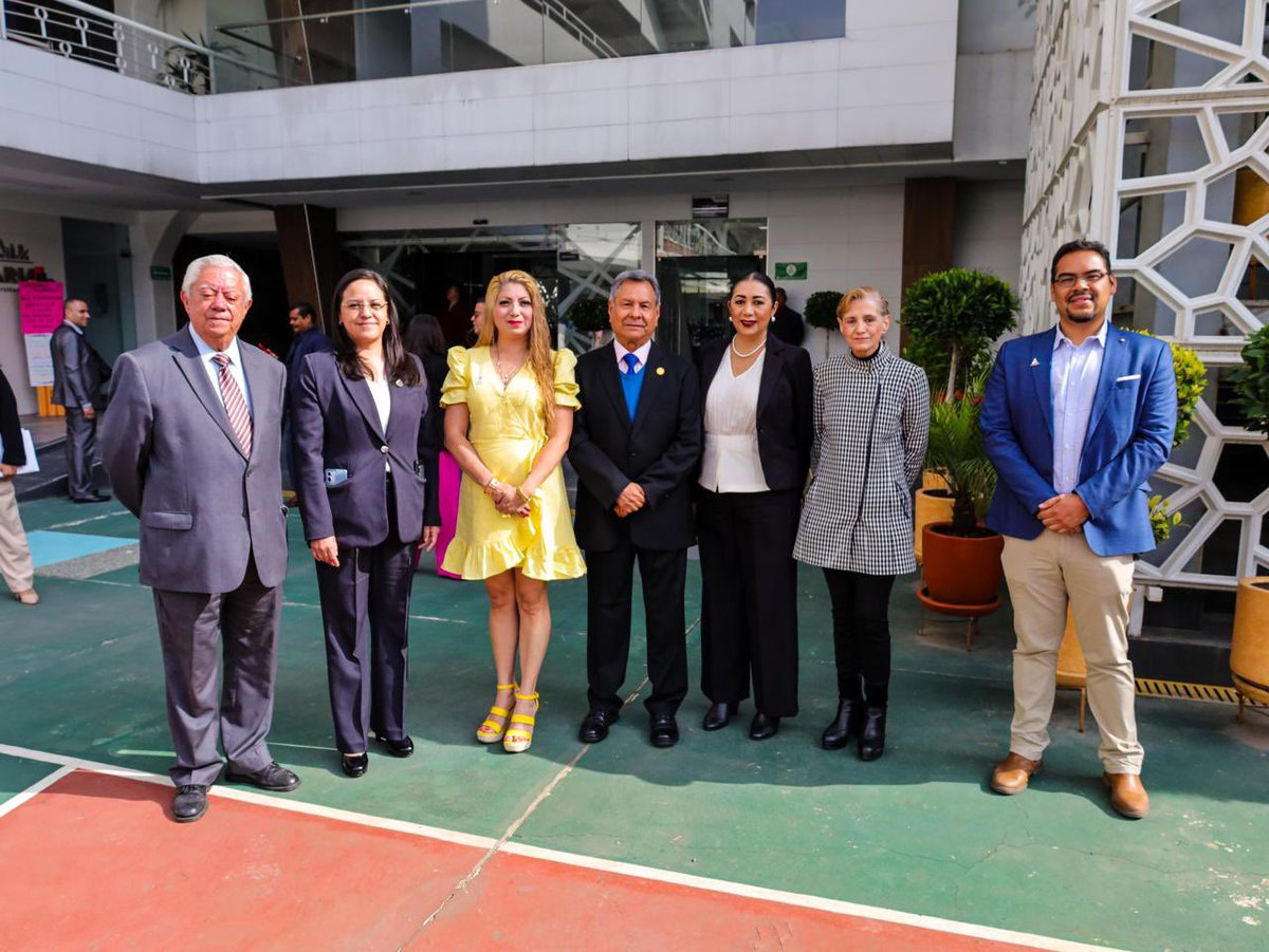 SaludEdomex's tweet photo. Agradecemos a #IUEM y al Rector Dr. Mario Luis Pérez Méndez, por su hospitalidad y hacer posible la realización de este Foro, el cual aportará a las acciones regulatorias y apoyará a realizar gestiones y compromisos con el cuerpo médico y el área administrativa de los hospitales. https://t.co/aA2D1XgOCg