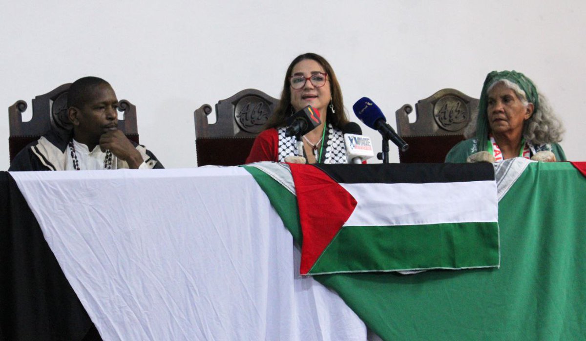 #EsNoticia | Hoy #09Agos, en el auditorio de la Casa de las Letras Andrés Bello, se anunció el Primer Festival de Poesía para Palestina, que se realizará los días 4, 5 y 6 de octubre de 2024.

#VenezuelaSeRespeta