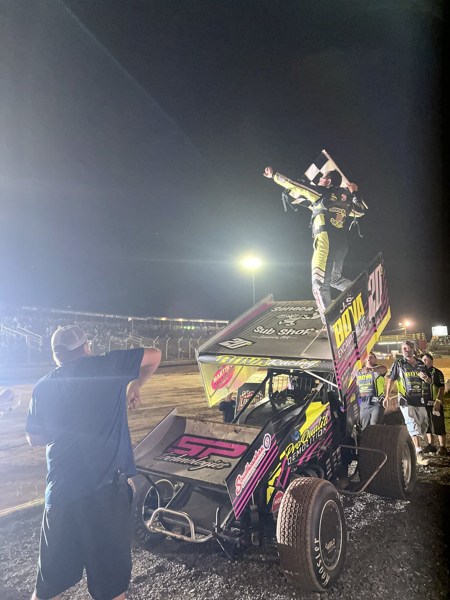 kirstiebova's tweet photo. Cody got his first @Lernerville win tonight! I couldn’t be more proud! He drove his butt off!! @codybracing https://t.co/iVF1sGTAxY