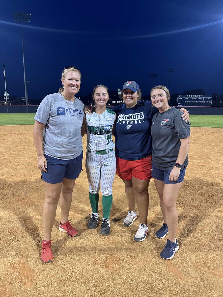 Diamond Wills tweet media