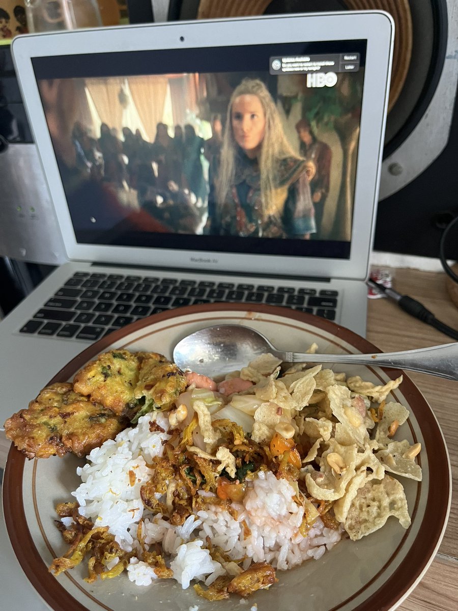 mencari selah hiburan