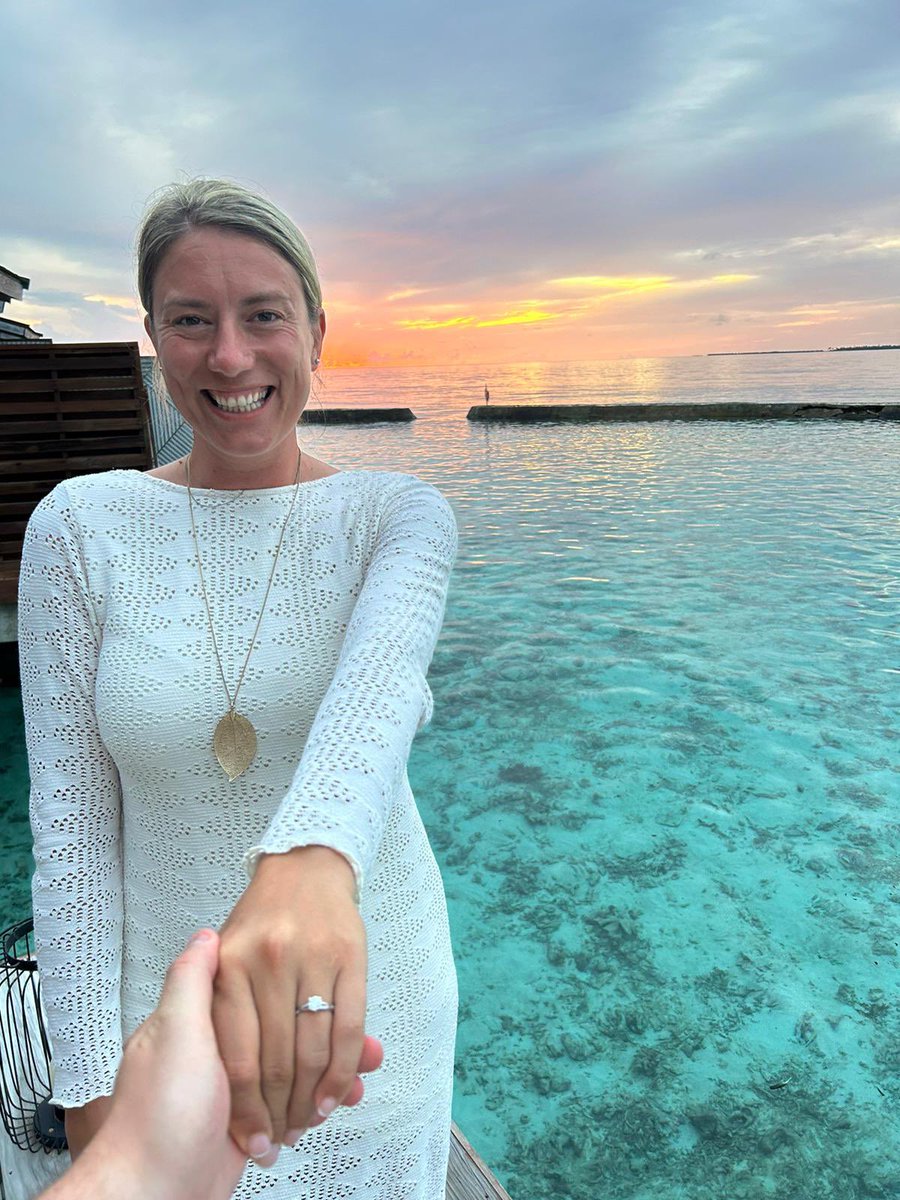 Lindsaylonglegs's tweet photo. New title pending…. #engaged #saidyes! https://t.co/8xKPrZ5TtC