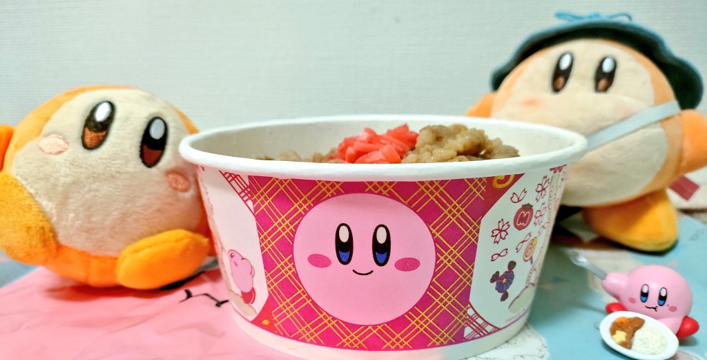 mine_reixx's tweet image. 吉野家カービィ盛お持ち帰りしました〜😊
もう完売してるやろうなぁ🥲て諦めてたけど無事購入出来た🥲🙏
フィギュアも可愛くて大満足💗
美味しゅうございました。
#カービィと吉野家まんぷく大作戦