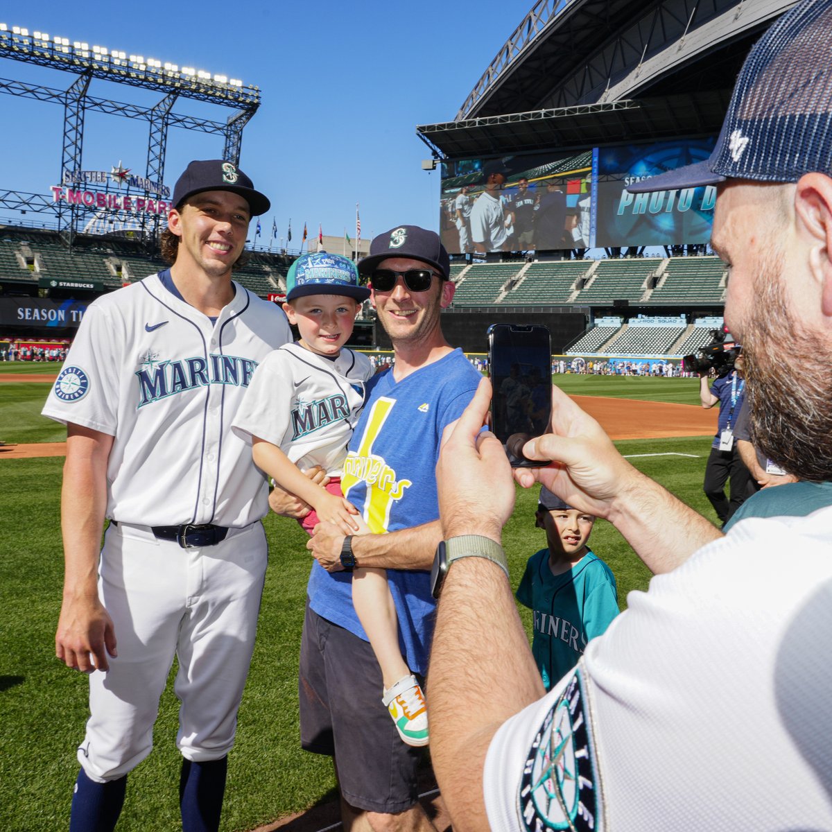 Seattle Mariners tweet media