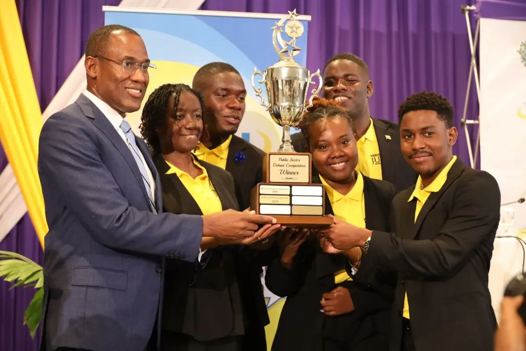 Delroychuckjm's tweet image. Team MoJ has secured  the win in this year's @tiu_jamaica Public Sector Debate Competition.

Big congratulations to our own @administrator_generalsdept for securing second place and sectional prizes. 

#firstclassjusticesystem