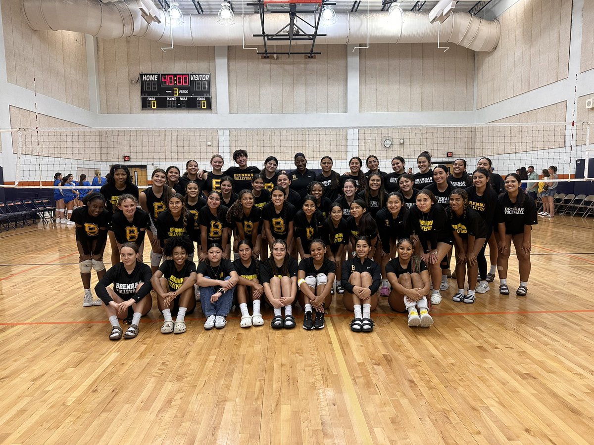 BrennanBearVB's tweet photo. First day of scrimmages ✅✅ https://t.co/gINYnR3ff4