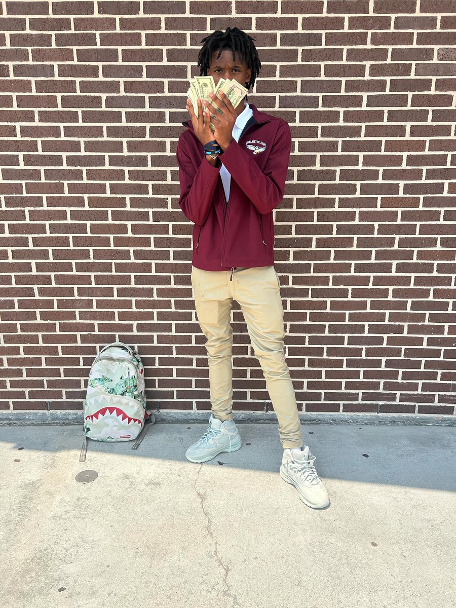 1up💸 tweet media