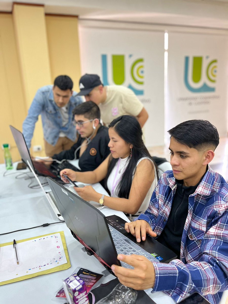 ¡Una jornada sin límites se vivió hoy en el segundo día de hackathon con 🧠#TalentoTECH!

Nuestros #CampistasTECH que conforman a los equipos finalistas de Pasto se lucieron en la presentación de pitch en un encuentro potenciador e innovador, gracias a su impecable participación.