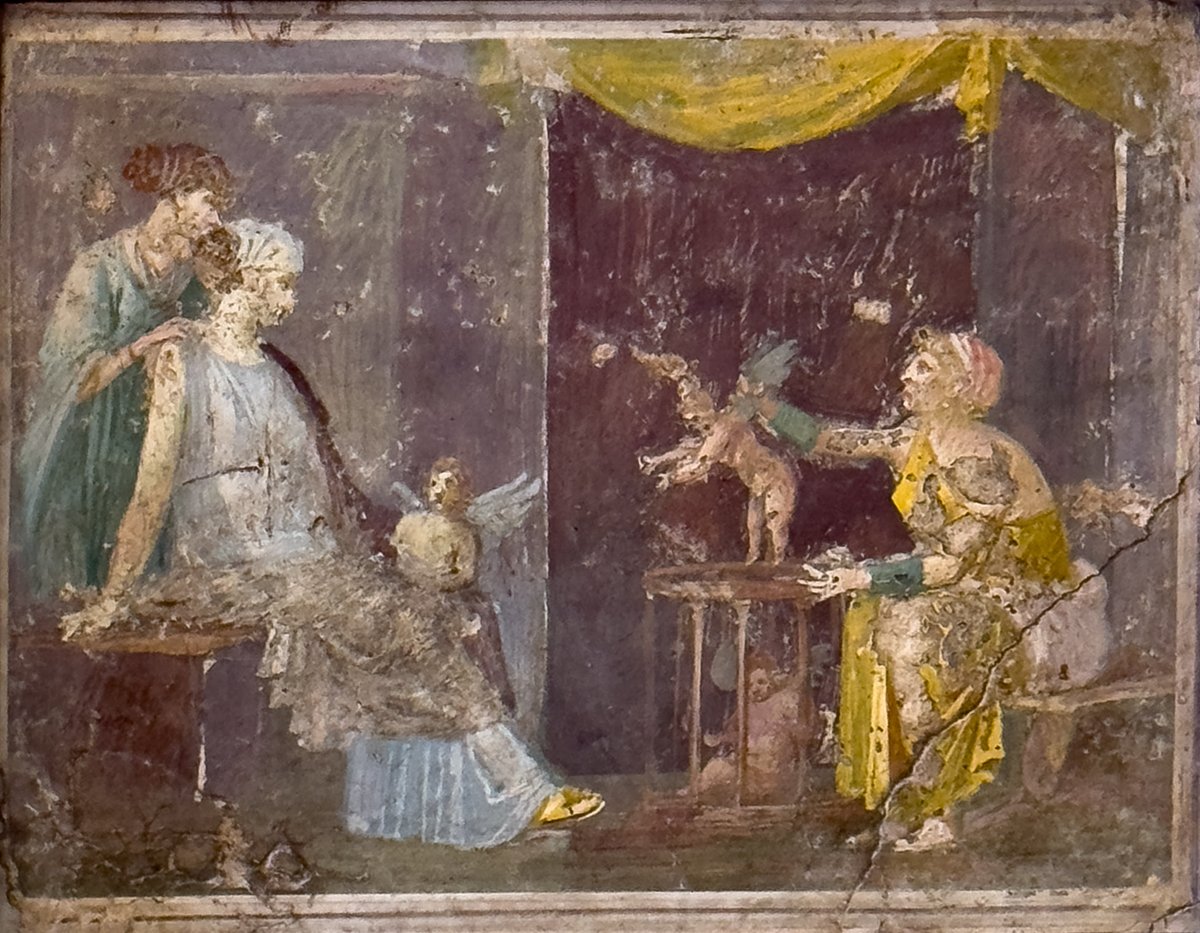 chapps's tweet photo. For #FrescoFriday, the famed ‘Seller of Cupids’ fresco, much-loved and copied after its discovery in the 18th c. An old woman lifts a Cupid from his cage and presents it to a potential buyer. 1/
1-45 CE, Villa Arianna, Stabiae. #MANNapoli (inv. 9180)
📸 me https://t.co/UYgvi1aoEB