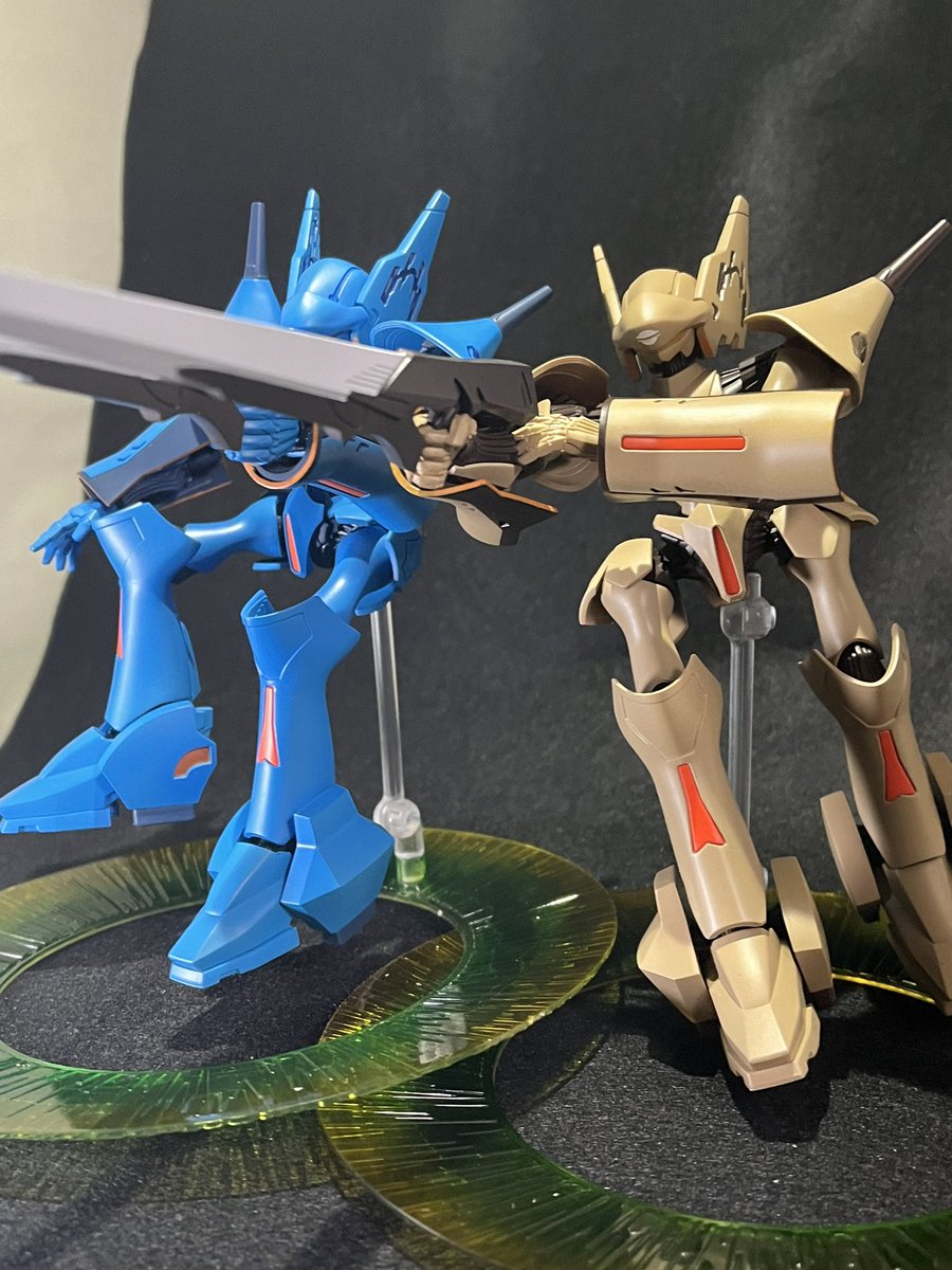 plum_model's tweet image. 1！2！3！チャクラエクステンション！！
シュートォォォォォォォォォ！！！

ユウ・ブレン、ヒメ・ブレン完成！！
うん、自分好みの色味に出来て満足！！

 #ブレン・パワード
 #プラモデル
 #moderoido
 #ユウ・ブレン
 #ヒメ・ブレン
 #スーパーロボット大戦
 #チャクラエクステンション