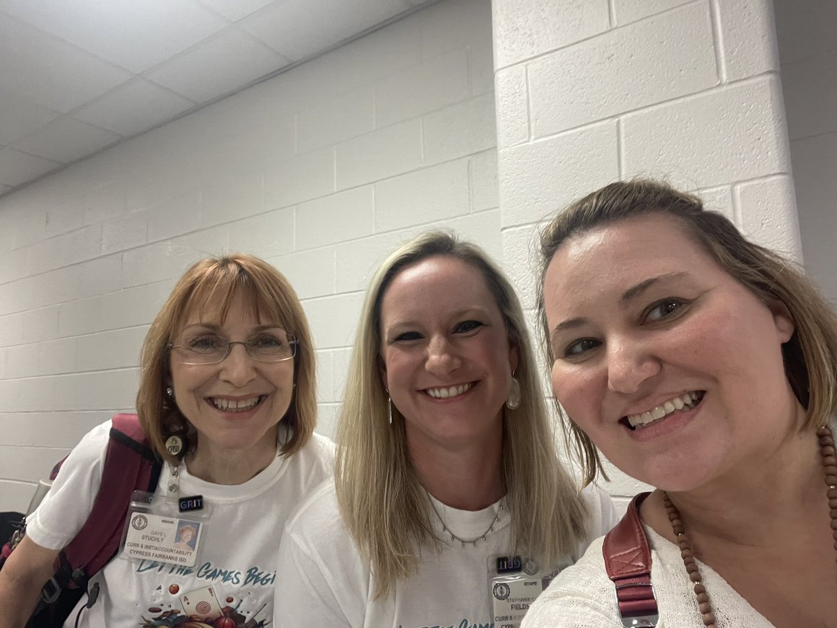 🎀 𝓢𝓽𝓮𝓹𝓱𝓪𝓷𝓲𝓮 𝓒𝓪𝓼𝓼 𝓕𝓲𝓮𝓵𝓭𝓼 🎀 tweet media