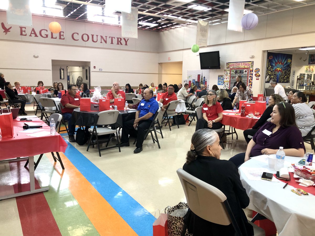ESCRegion2's tweet photo. Education Service Center Region 2 is proud to introduce a cutting-edge AI platform designed to empower leaders and enhance teaching across all grade levels at Benavidez ISD. For more information, contact dominique.janeway@esc2.us for more information. #ESC2Excellence https://t.co/BDxxWiUBY4