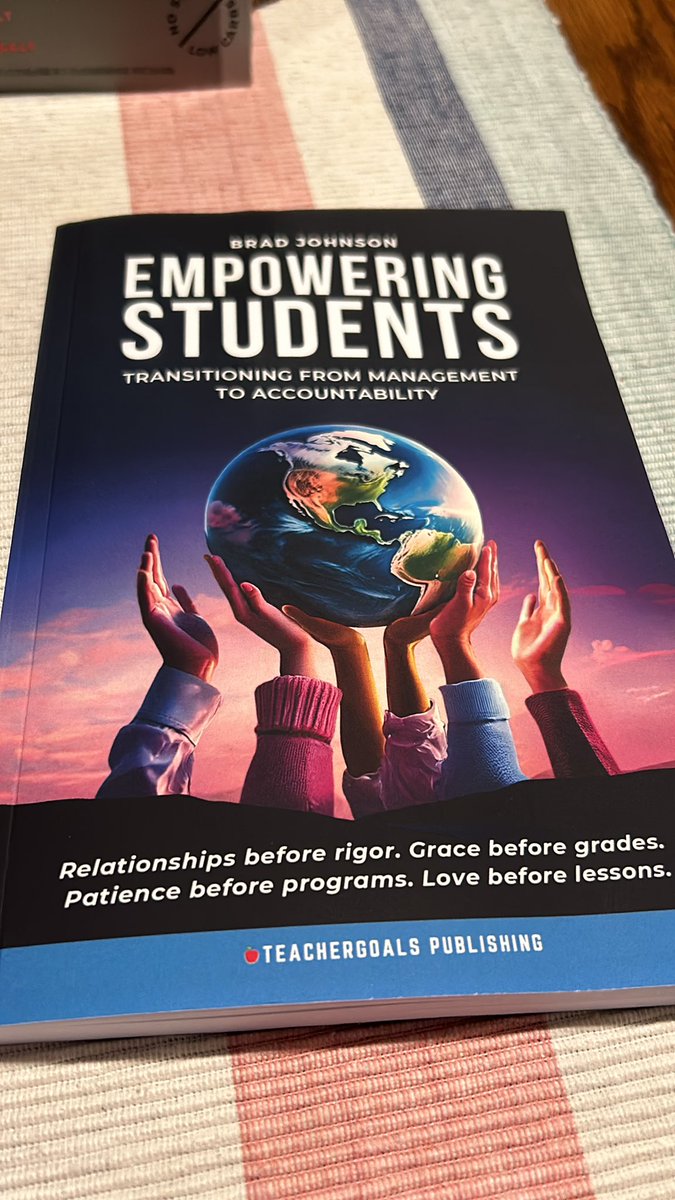 Keep feeding us the wisdom! <a href="/DrBradJohnson/">𝐁𝐫𝐚𝐝 𝐉𝐨𝐡𝐧𝐬𝐨𝐧</a> so excited to read this!  To teachers who go above and beyond! 💙
#TigerPride271